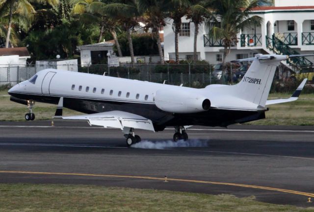 Embraer ERJ-135 (N728PH)