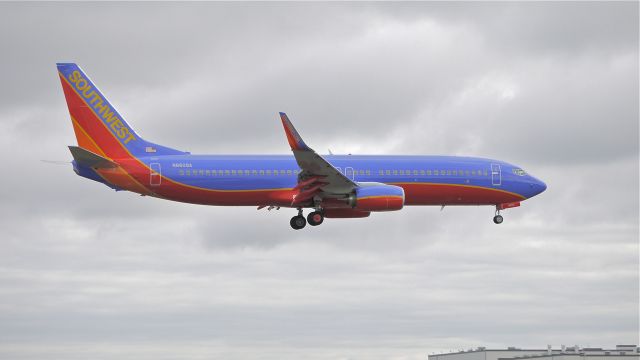 Boeing 737-800 (N8609A) - BOE633 on final approach to runway 16R during a flight test on 2/8/13. (LN:4335 c/n 36893).