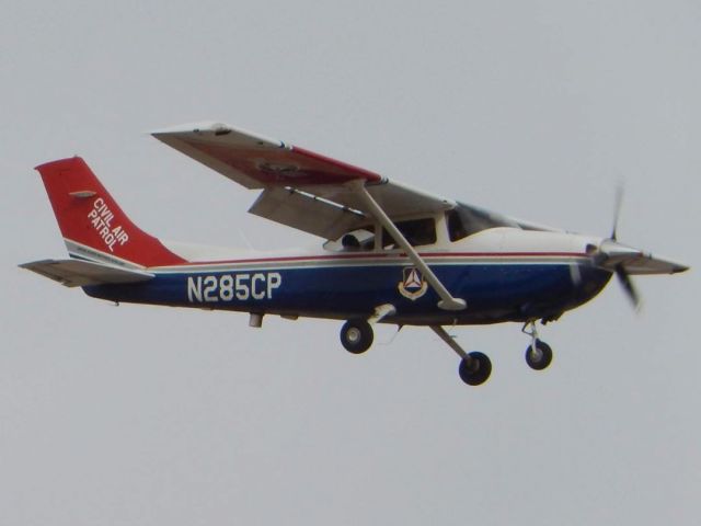 CESSNA T182 Turbo Skylane (N285CP)