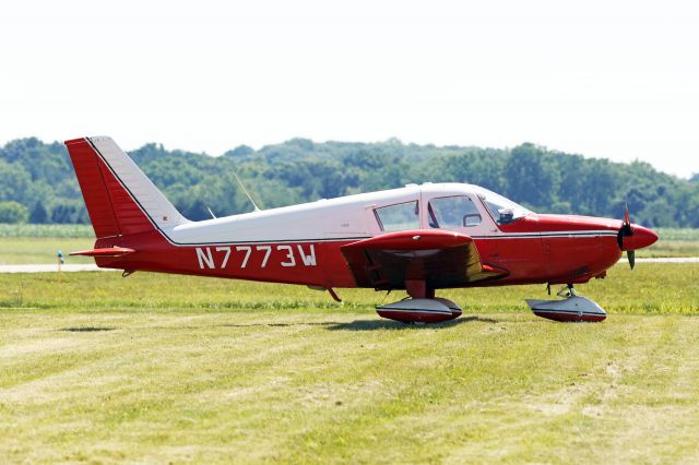 Piper Cherokee (N7773W)