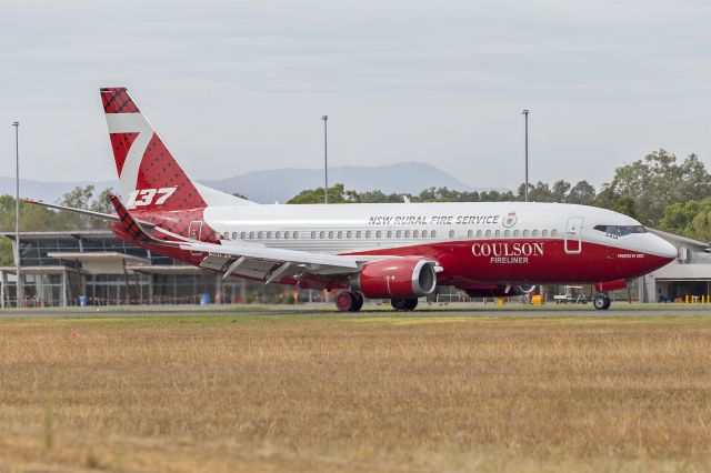 BOEING 737-300 (N137CG) - Coulson Aviation (N137CG) Boeing 737-3H4(WL) at Albury Airport.