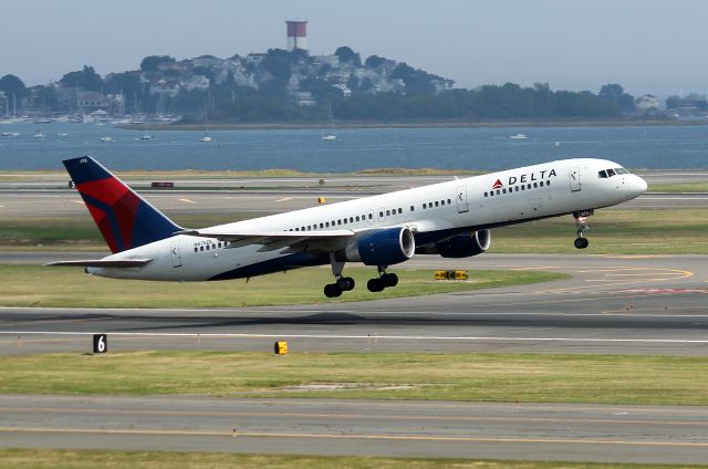 Boeing 757-200 (N767DL) - DAL 981 to Atlanta rotating off of 22R