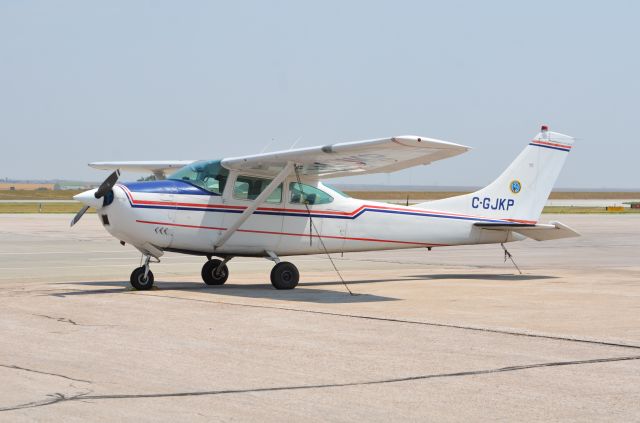 Cessna Skylane (C-GJKP) - Taken 22 Jul 2017