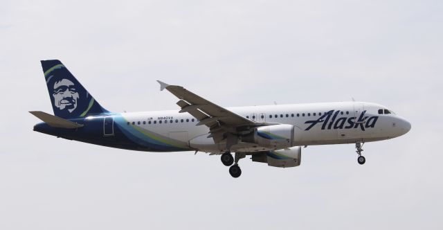 Airbus A320 (N840VA)