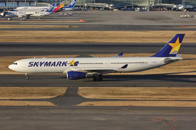 Airbus A330-300 (JA330A) - JA330A A330-343X(MSN:1483) BC3 HND-FUK SPOT21 RWY05↑ 7:49