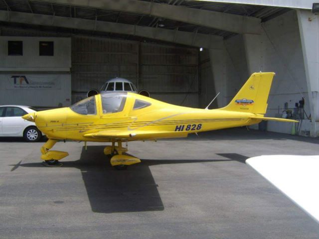 TECNAM Sierra (HI828)