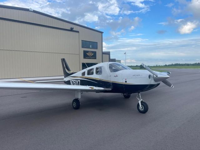 Piper Cherokee (N751YZ)
