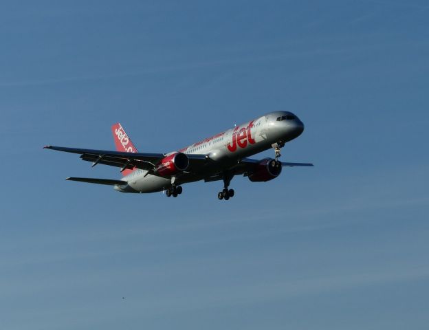 Boeing 757-200 (G-LSAH) - C/n 24015 Date 16/08/16