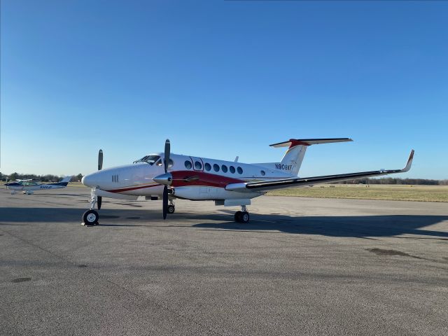 Beechcraft Super King Air 350 (N908KF) - This 1997 King Air 350 has just arrived at its new home here at Marion to the new owners. This particular King Air used to possess the tail number SE-LLU and was owned by Hummingbird Aviation of Sweden. It was in service with them from 1997 until mid 2022 when it was flown to Rockford, Illinois, United States awaiting a buyer. It was delivered to Marion on 28 February, 2023. It still wears Hummingbird's colors but the old tail number has been covered with N908KF. It is due for a new paint job sometime by April 2023. I am not sure if this will keep N908KF. This picture was taken on 28 February, 2023 by me.