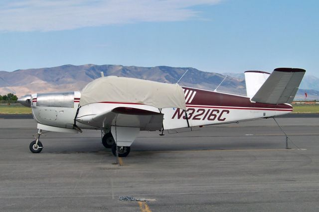 Beechcraft King Air 90 (N3216C)