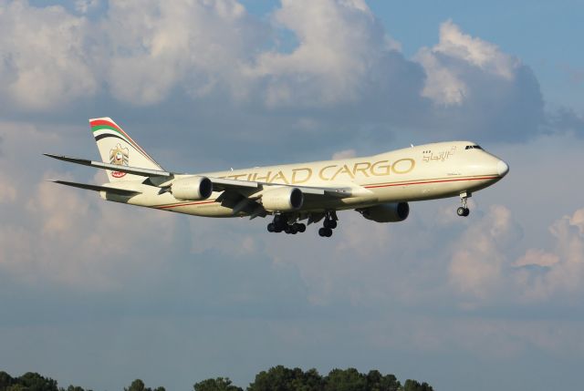 BOEING 747-8 (N855GT)