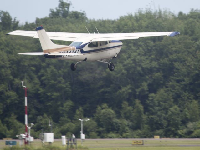 Cessna Centurion (N8052M)