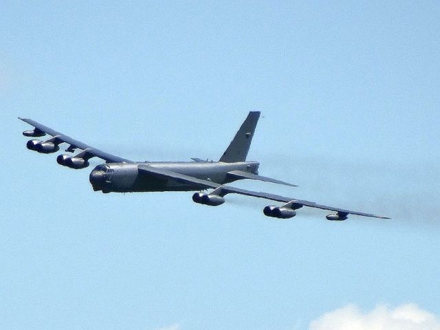 Boeing B-52 Stratofortress (60-0007)