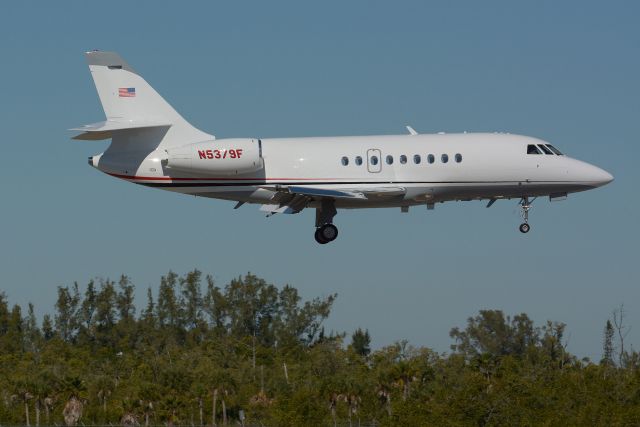 Dassault Falcon 2000 (N5379F)