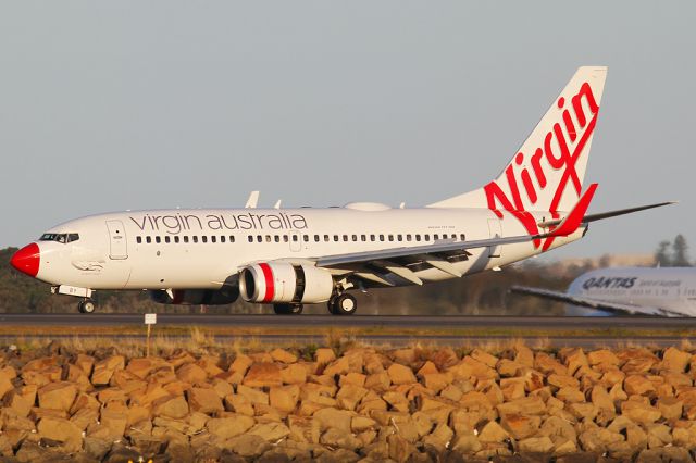 Boeing 737-700 (VH-VBY)