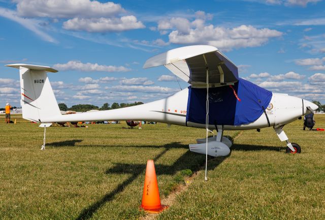 PIPISTREL Surveyor (N442M)