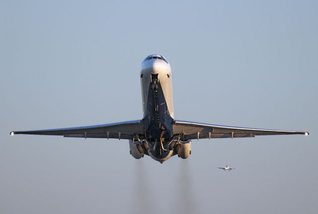 McDonnell Douglas MD-88 (N903DE) - Seen at KDCA on 7/11/2010.      http://discussions.flightaware.com/profile.php?mode=viewprofile&u=2692