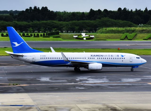 Boeing 737-800 (B-6483)
