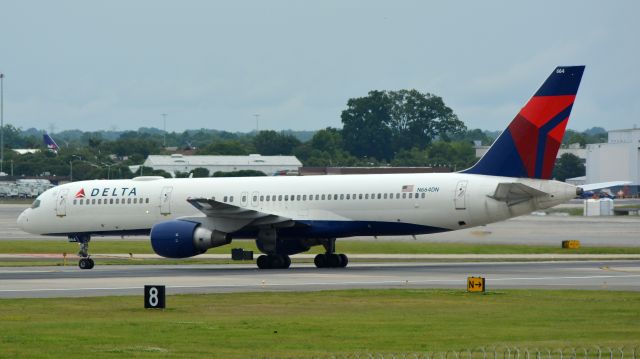 Boeing 757-200 (N664DN) - 5/12/21