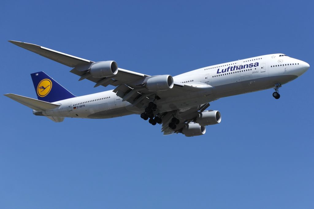 BOEING 747-8 (D-ABYN)