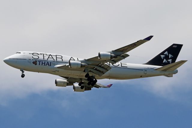 Boeing 747-400 (HS-TGW) - "Star Alliance" livery
