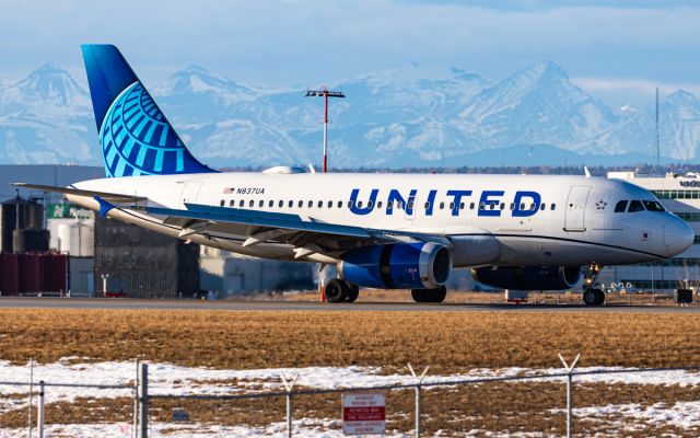 Airbus A319 (N837UA)