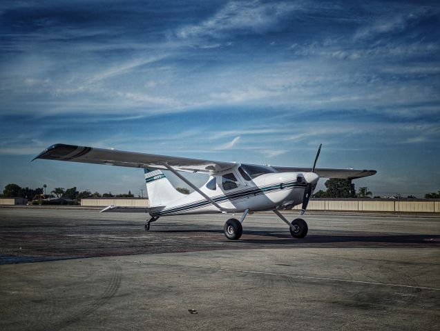 STODDARD-HAMILTON Glasair (N83FD)