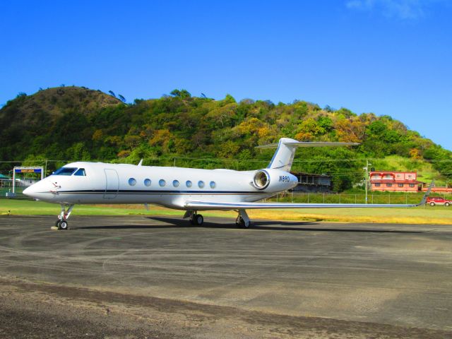 Beechcraft Bonanza (36) (N88D)