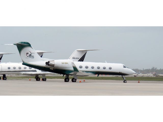 Gulfstream Aerospace Gulfstream IV (N61WH) - A very good business jet!