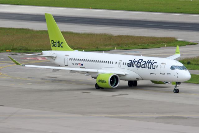 Airbus A220-300 (YL-CSM)