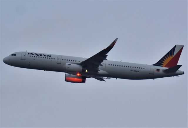 Airbus A321 (RP-C9929)