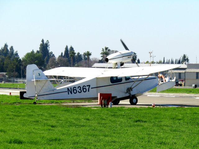 Experimental  (N6367) - Taxiing to RWY 24