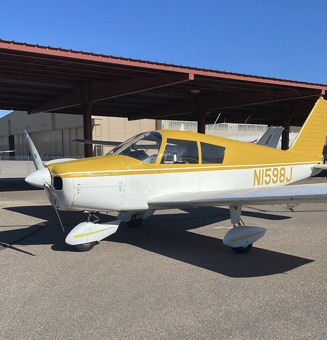 Piper Cherokee (N1598J)