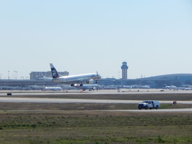 Boeing 737-800 (N519AS) - ASA662