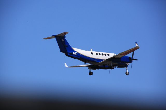 Beechcraft Super King Air 300 (N67)