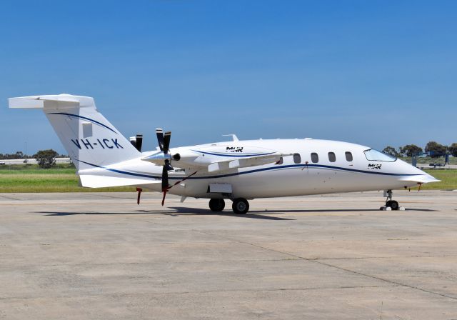 Piaggio P.180 Avanti (VH-ICK)