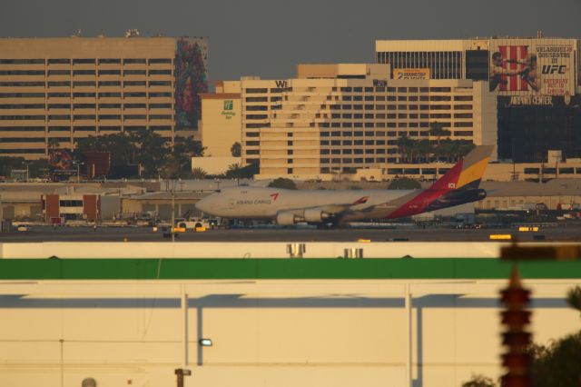 Boeing 747-400 (HL7419)