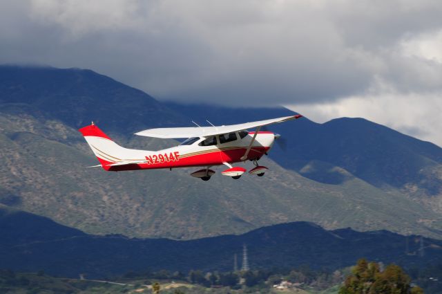 Cessna Skylane (N2914F) - Departing 8L 