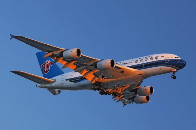 B-6136 — - Last rays of sunlight for the day, strike a China Southern Airlines operated Airbus A380-841 super jumbo, during its majestic final approach to the Los Angeles International Airport, LAX, in Westchester, Los Angeles, California