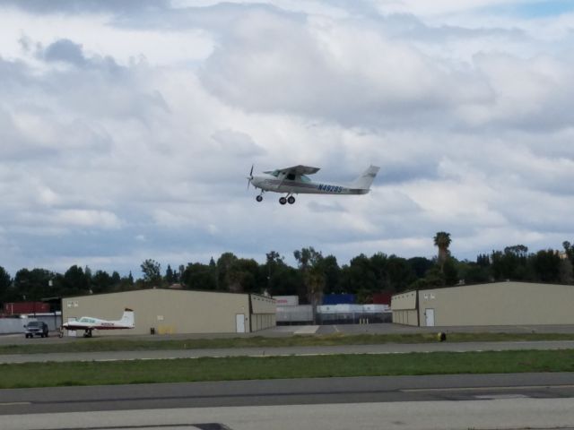 Cessna 152 (N49285) - Departure at KFUL