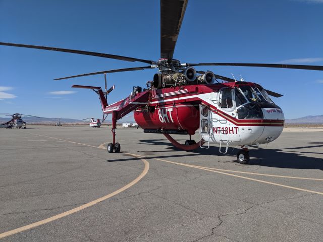 Sikorsky CH-54 Tarhe (N718HT)