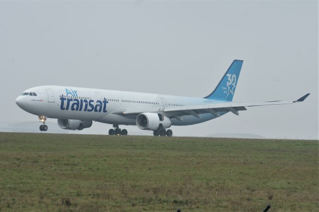 Airbus A330-300 (C-GKTS)