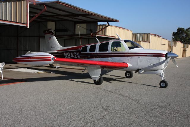 Beechcraft Bonanza (36) (N942V) - 1975 BONANZA A-36