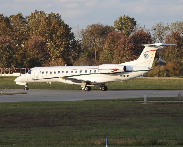 Embraer ERJ-135 (N926FM)