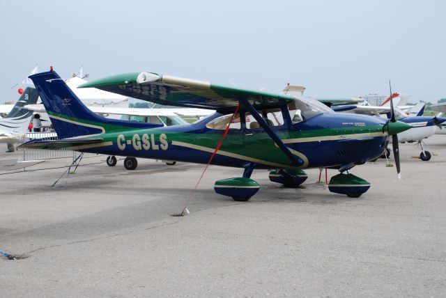 C-GSLS — - Clean 1973 Cessna 182P on the ramp at Oshawa Municipal Airport June 21/08.