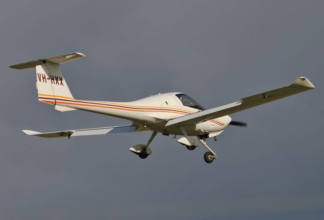 Diamond DV-20 Katana (VH-HXX) - DIAMOND DA-20C-1 EVOLUTION - REG VH-HXX (CN C.0097) - PARAFIELD AIRPORT ADELAIDE SA. AUSTRALIA - YPPF (7/5/2015)