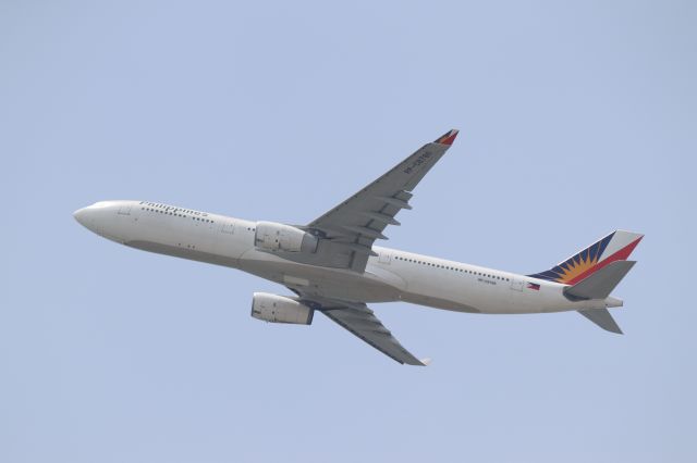 Airbus A330-300 (RP-C8786)