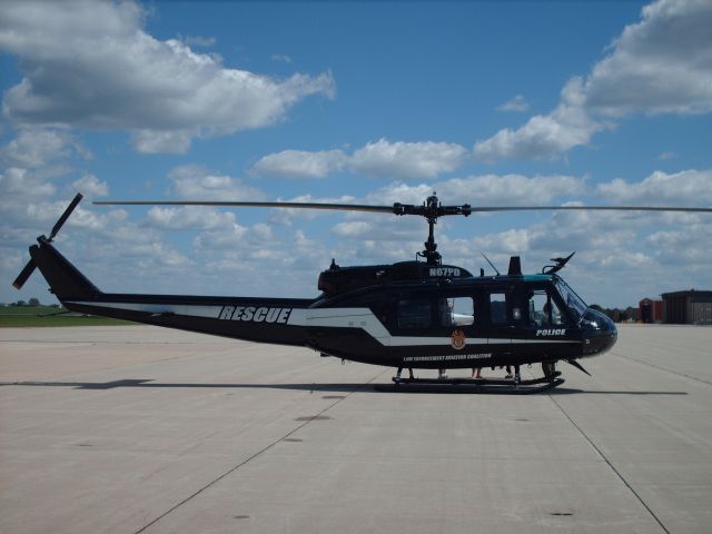 Bell UH-1V Iroquois (N67PD)