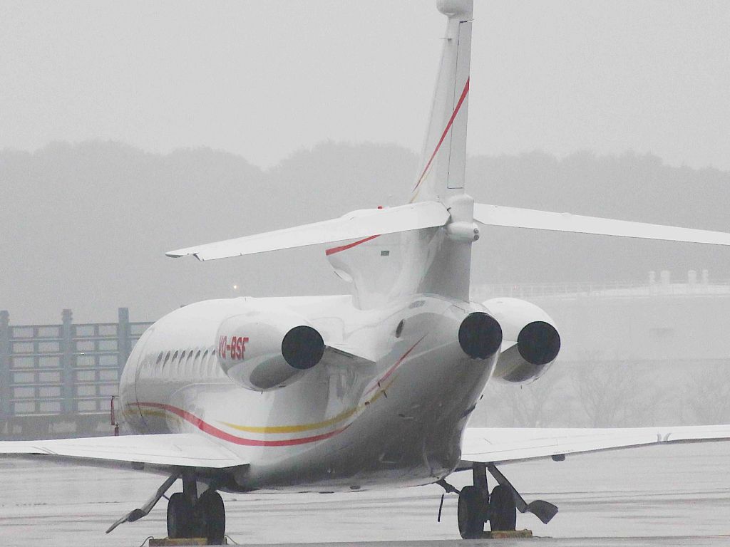 Dassault Falcon 7X (VQ-BSF) - I take a picture on Nov 22, 2016.