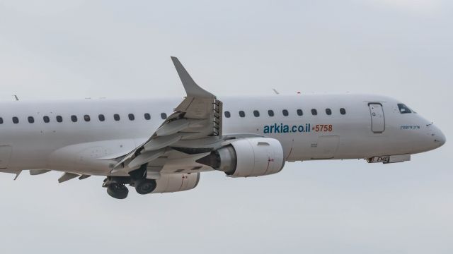 Embraer ERJ-190 (4X-EME)